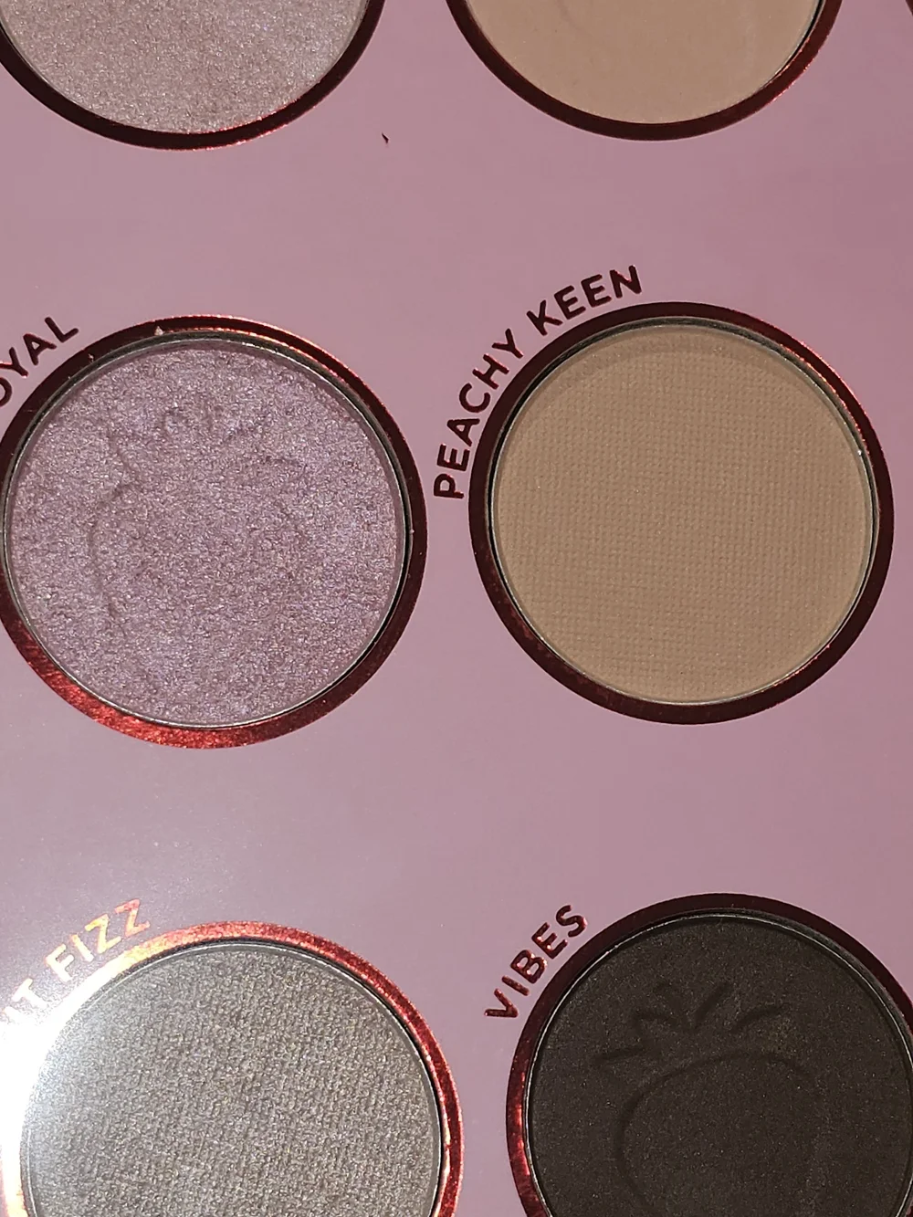 Juicy Couture Strawberry Sparkle 12 Pan Eyeshadow Palette